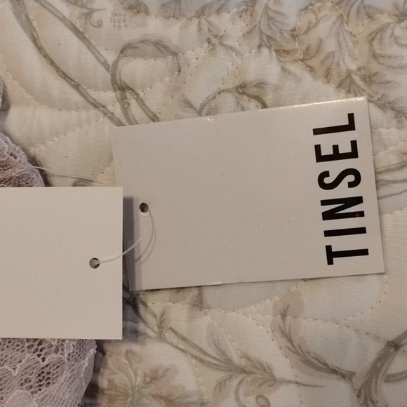 Tinsel Woman's V-Neck Lavender Lace Button Down Blouse, Size: L, NWT - Picture 5 of 11